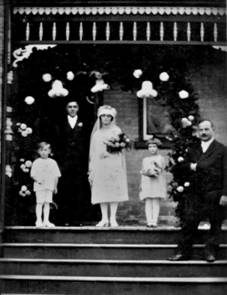 MB-12 - Leta and Ervin Quanz Wedding Sep 29, 1926 - Harry Q, Iona Ruppel Hancock, Rev L Pletsch.jpg